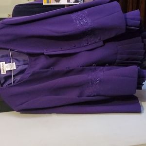 NWT 2pc skirt suit set, Brand: Danny&Nicole, size:18W color:purple